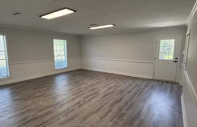3407 Huntington Place Gallery 3