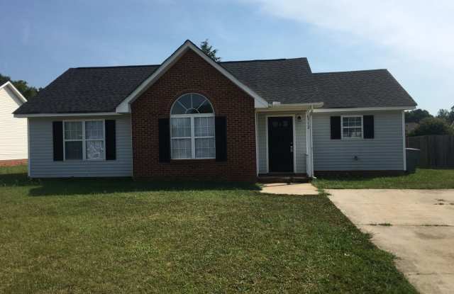 6912 Pepper Ann Ln - 6912 Pepper Ann Lane, Charlotte, NC 28216