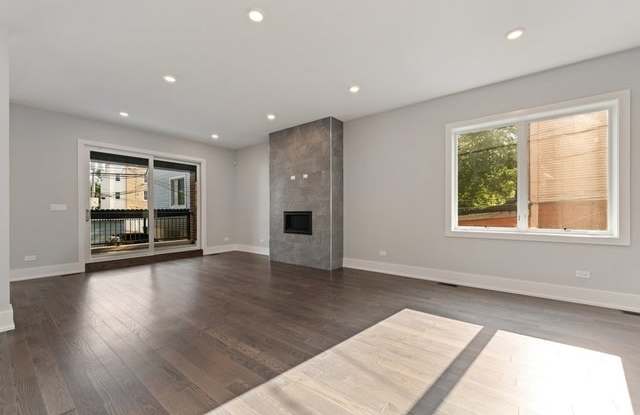 3018 West Belmont Avenue Gallery 3