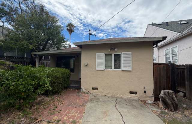 Charming Rose Garden Home in a Great Location - Coming Soon! Gallery 1