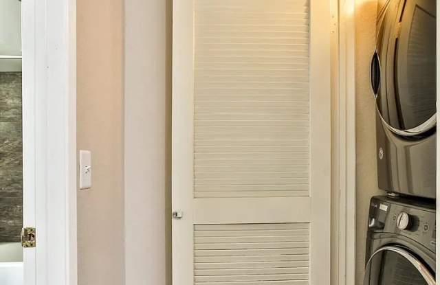 4900 N Grand Ave photos photos