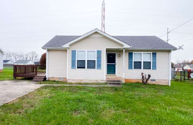 2 Bedroom 1 Bathroom Home with large backyard photos photos