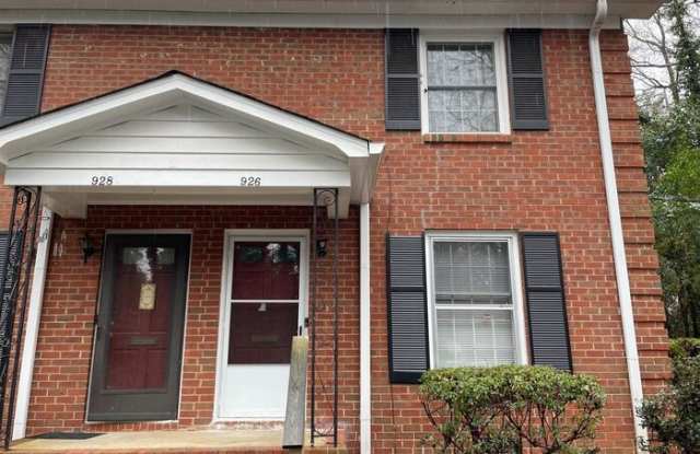 926 Hollywood Street photos photos