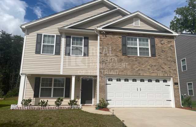3 Bedroom, 2 1/2 Bath Single Family Home in Rural Hall! - 6741 Capstone Court, Winston-Salem, NC 27045
