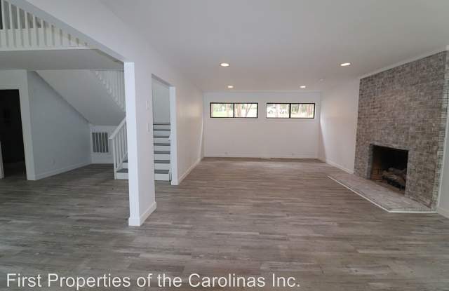 6 Thornwood Rd. Gallery 2