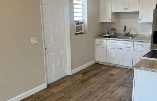 1732 NW 6 Ter Gallery 2