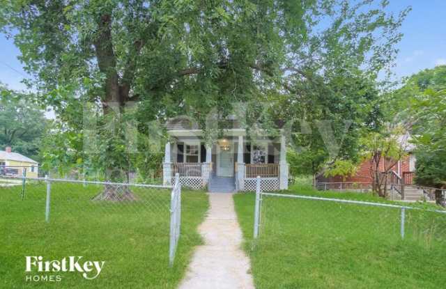 4459 North Chestnut Avenue photos photos