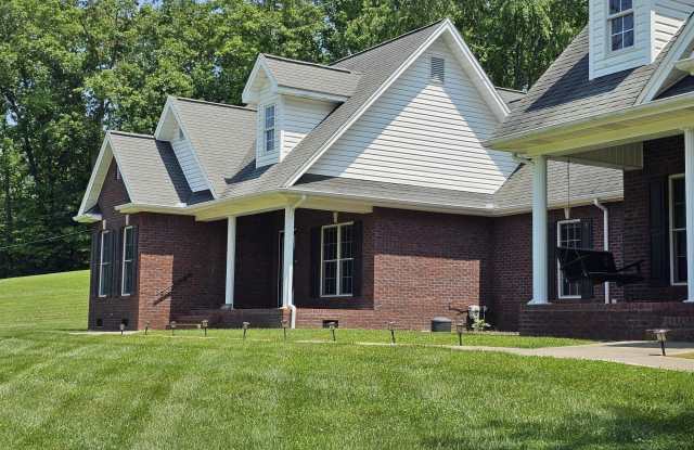 8638 Reedy Road photos photos