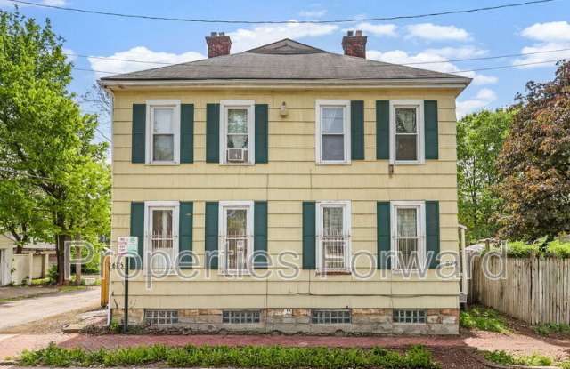 673 E Sycamore St. photos photos