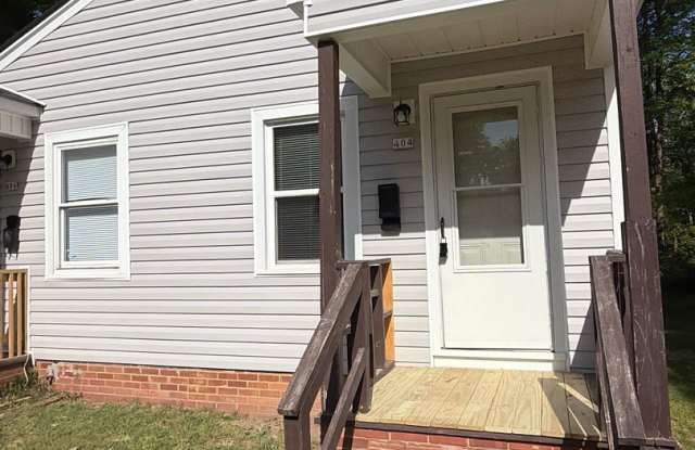 NEW LISTING!! photos photos