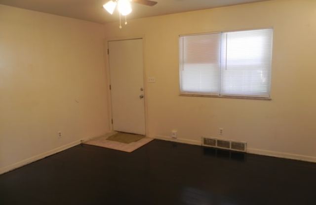 1507 West College Street Gallery 2