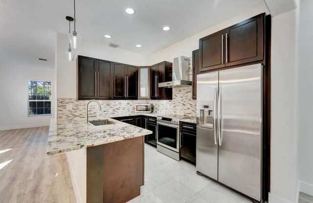 406 NW 25th Avenue, Boynton Beach, FL 33426 photos photos