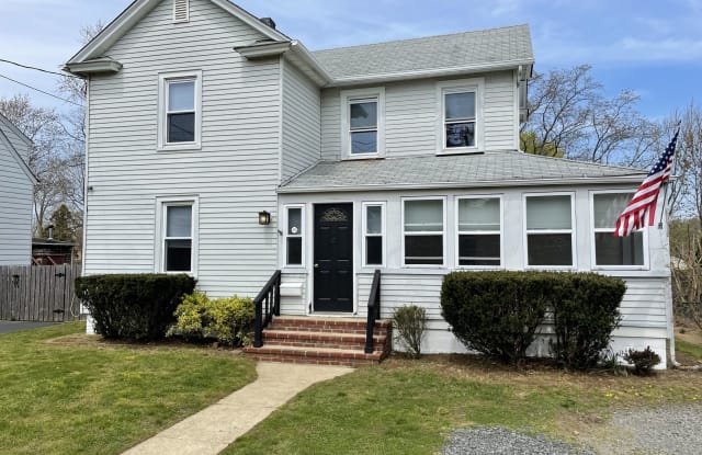 295 Port Au Peck Avenue - 295 Port Au Peck Avenue, Oceanport, NJ 07757