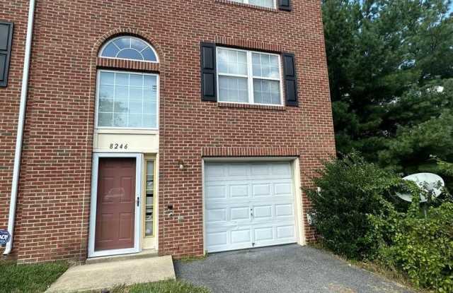 8246 DELLWOOD CT Gallery 3