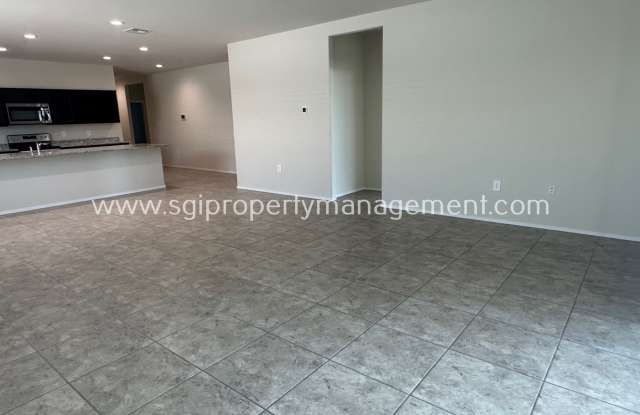 36091 W Seville Dr Gallery 2