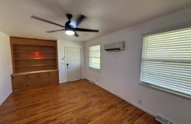 705 Skyline Ridge Dr - A Gallery 3