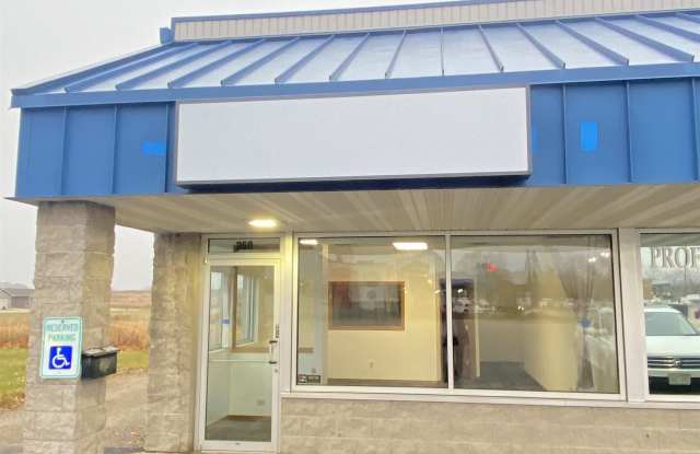 360 E ANN Street - 360 East Ann Street, Kaukauna, WI 54130