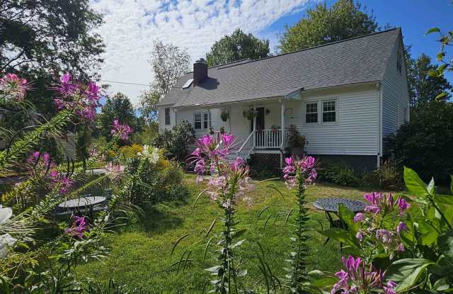 4 Nelson Drive - 4 Nelson Drive, Exeter, NH 03833