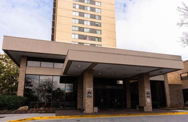 3709 S GEORGE MASON Drive unit: 115 photos photos