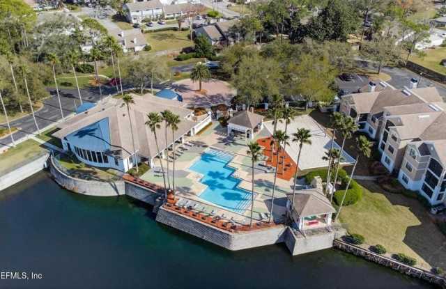 425 TIMBERWALK Court unit: 1135 photos photos