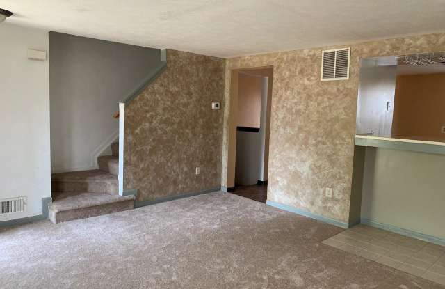 1306 GERMANDER DRIVE Gallery 4
