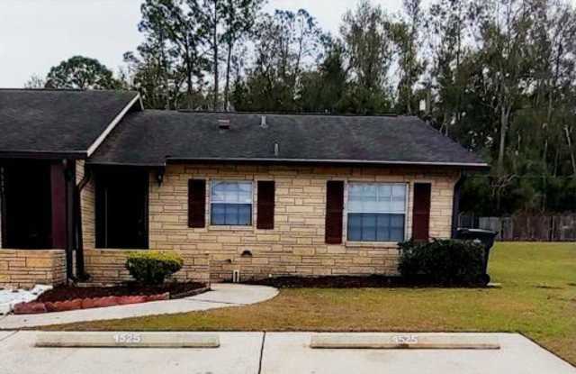 9525 Lake Park Dr photos photos 9525 Lake Park Dr photos photos