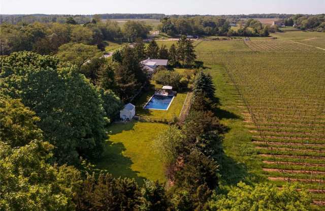 1100 Alvahs Lane photos photos