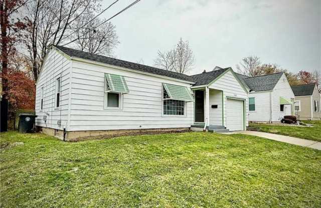 1163 Greenwood Avenue Gallery 2