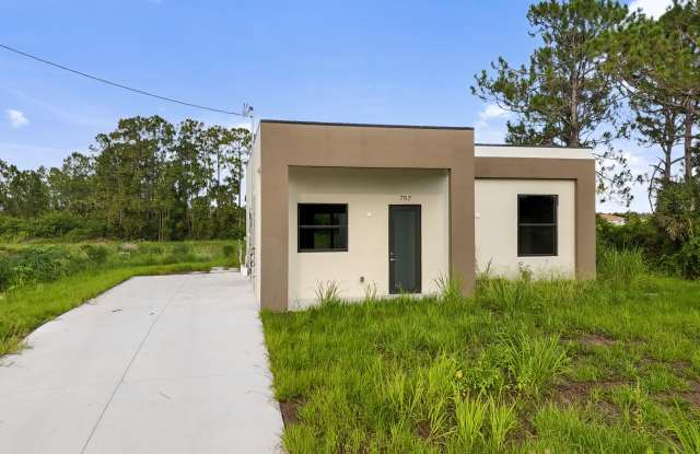 757 Joponica Avenue South photos photos
