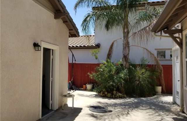 7031 Angora Gallery 2