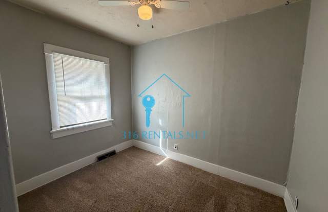 $1199 - 3 bed 1 bath - Single Family Home Gallery 4