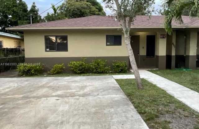 437 NW 81st St photos photos