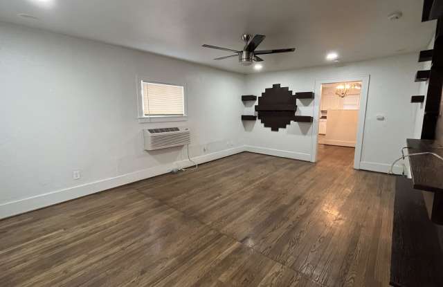 1237 Southwest 28th Street Gallery 3