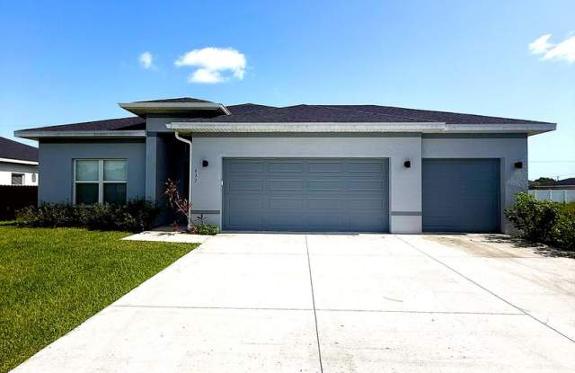 Be the first to rent this BRAND NEW, 3-CAR GARAGE with 4 bedroom 2 baths photos photos