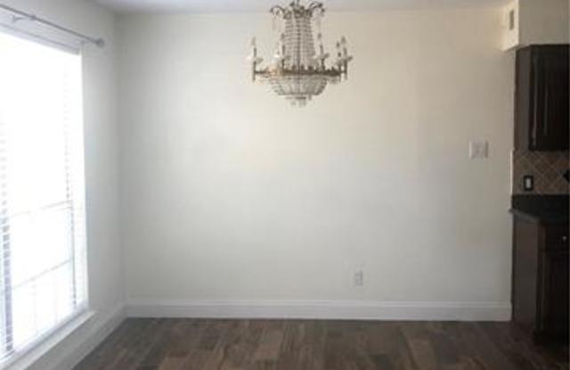 360 W Harwood Road Gallery 4