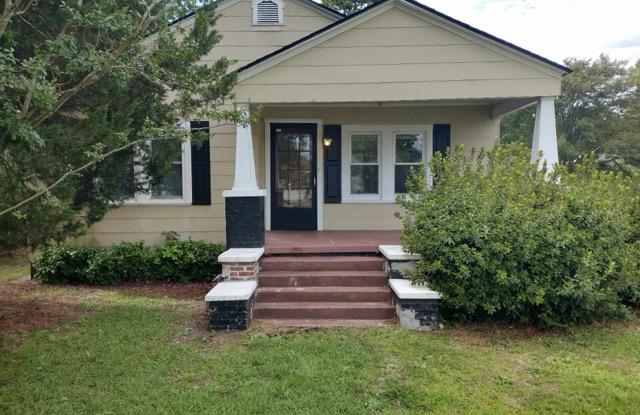 1113 Clingman Street Gallery 3