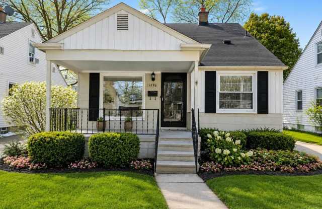 1496 E Lincoln Street photos photos