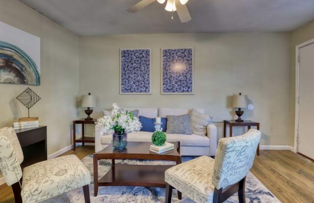 Gateway Grove Apartments photos photos