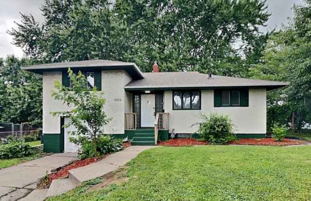 1555 Hazelwood Street - 1555 Hazelwood Street, St. Paul, MN 55106