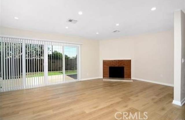 6448 Whitaker Avenue Gallery 3