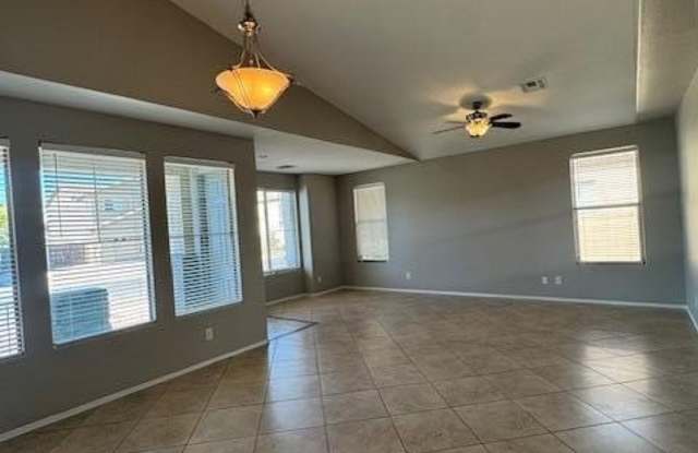 3570 E COCONINO Way - 3570 East Coconino Way, Gilbert, AZ 85298