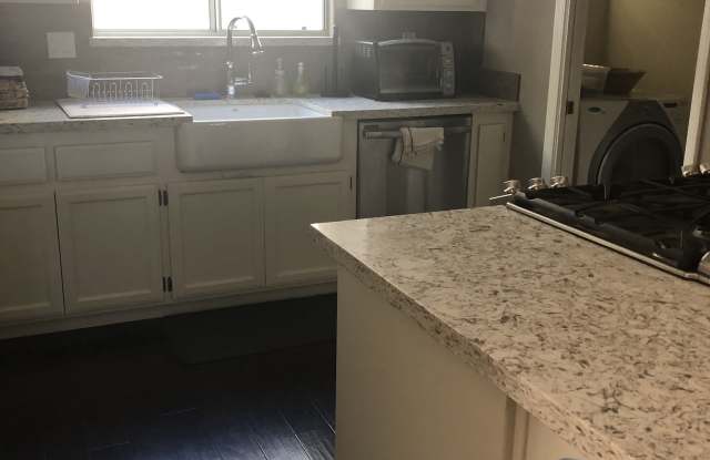678 Mesa Sands Way Gallery 2