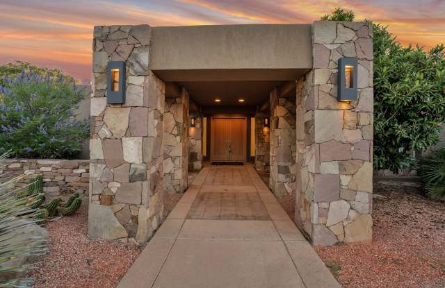 2259 Stone Cliff Dr. Gallery 2