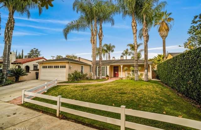 10419 Bloomfield Street photos photos