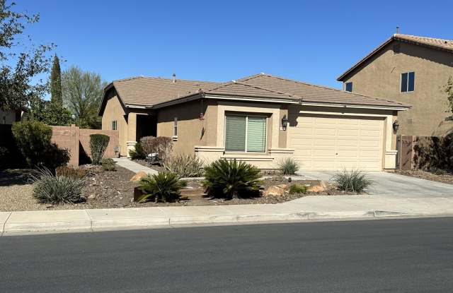 946 W BASSWOOD Avenue - 946 Basswood Avenue, Pinal County, AZ 85140