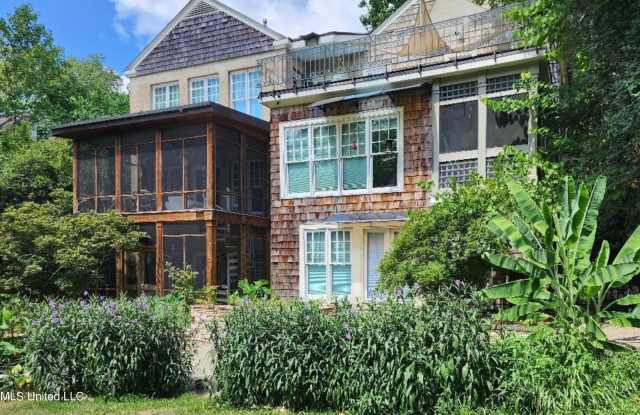 1823 Poplar Boulevard Gallery 3