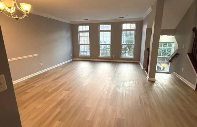 1016 WOOD BRANCH Court Gallery 3