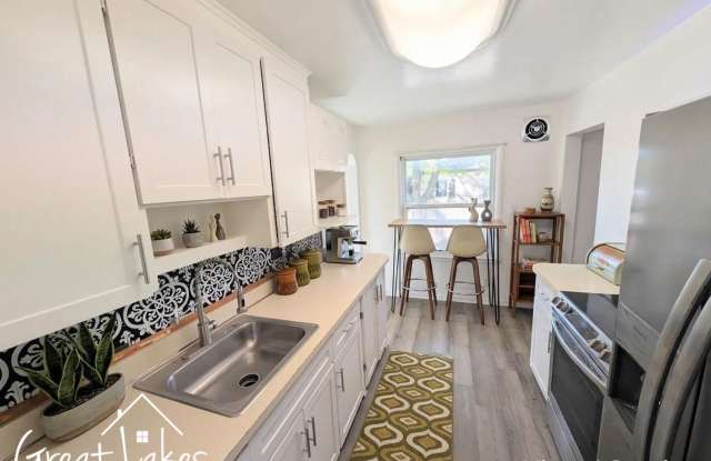Stunning 3 Bedroom 1 Bathroom now available for rent Gallery 4