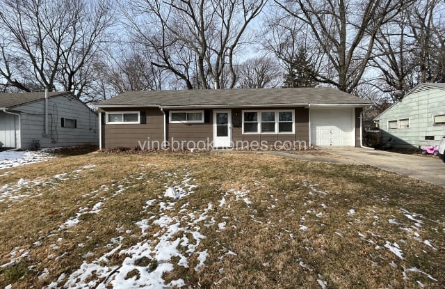 11346 Sycamore Terrace - 11346 Sycamore Terrace, Kansas City, MO 64134