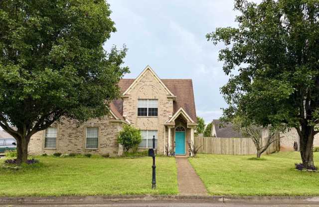 240 MAGNOLIA GARDEN Ln Gallery 2